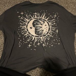 grey sun shirt